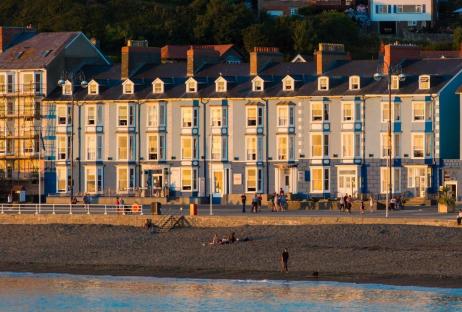 Gwesty'r Marine Hotel